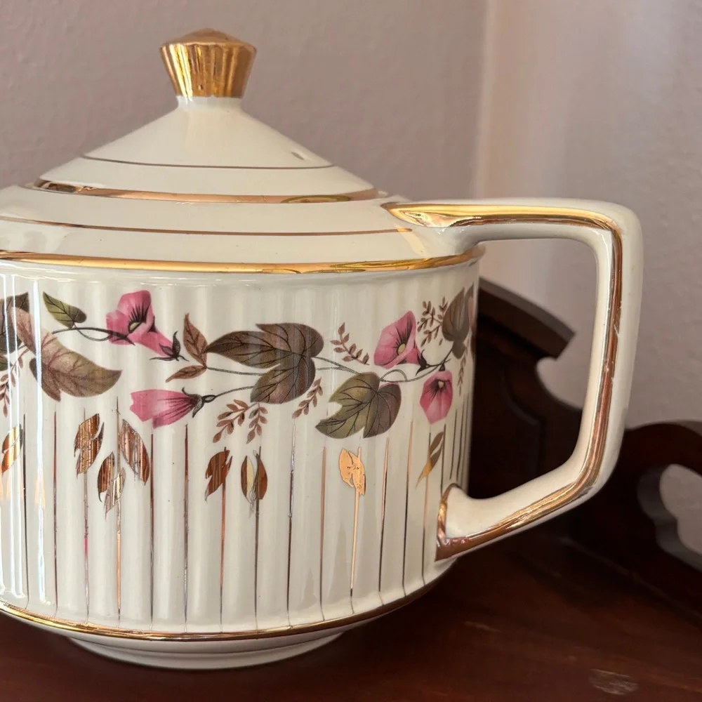 Sandler Teapot England Vintage 3083 Gold Gild Morning Glory